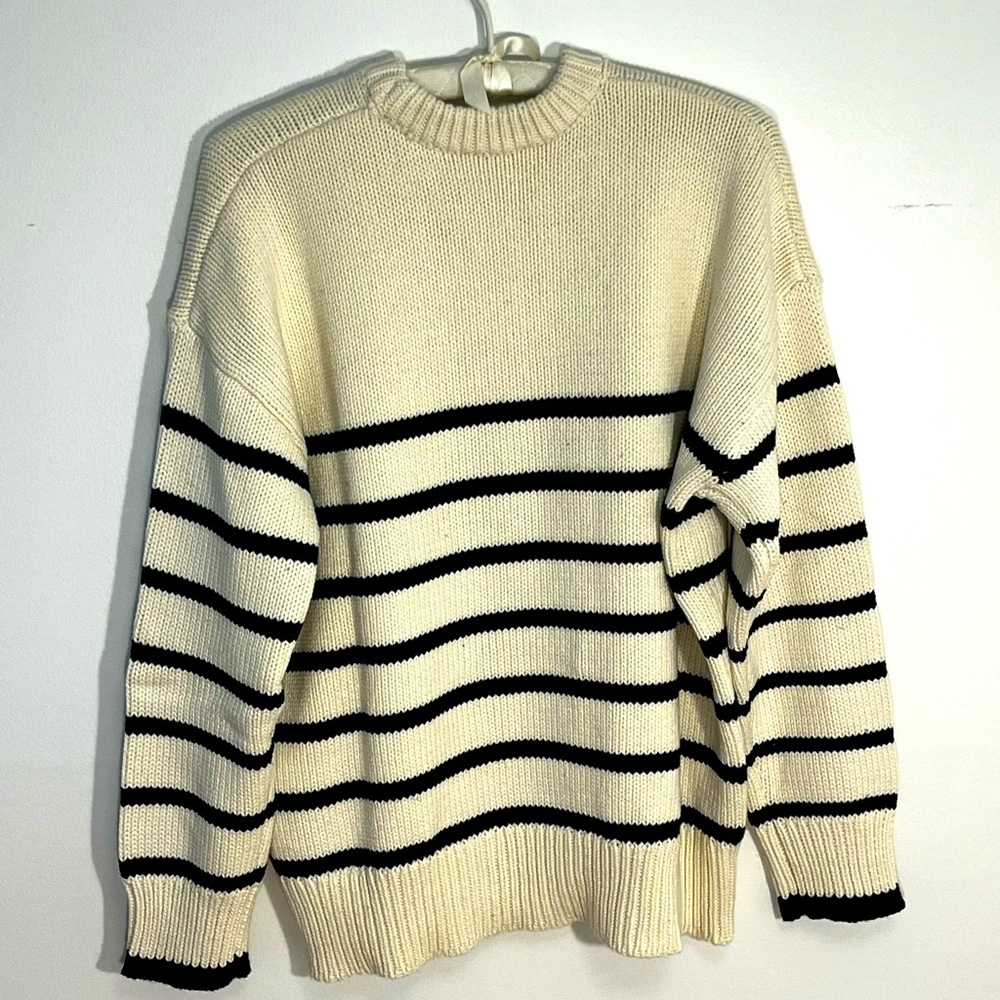 NWT Z Supply Boyfriend Blue and White Striped Sweater Size S - Picture 2 of 3